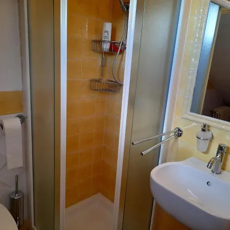 Apartment Attico Vittoria *